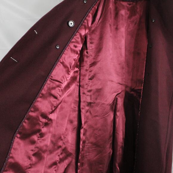 Sold - Picture 5 of 11